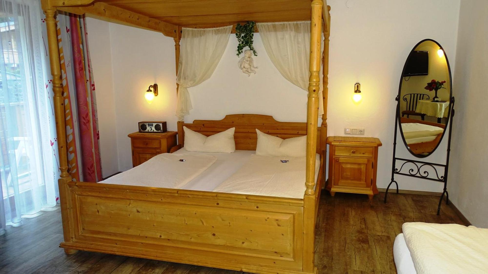 Pension Noella St. Johann in Tirol Chambre photo